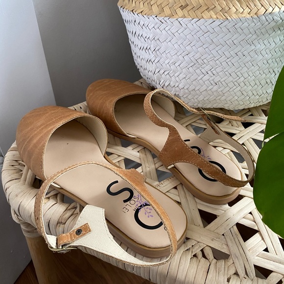 Sz. 10 Leather flat shoes - Picture 3 of 3